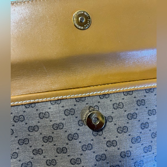 Gucci Round Canteen Crossbody Bag Vintage Rare Micro GG Circle Messenger XL - Picture 16 of 17